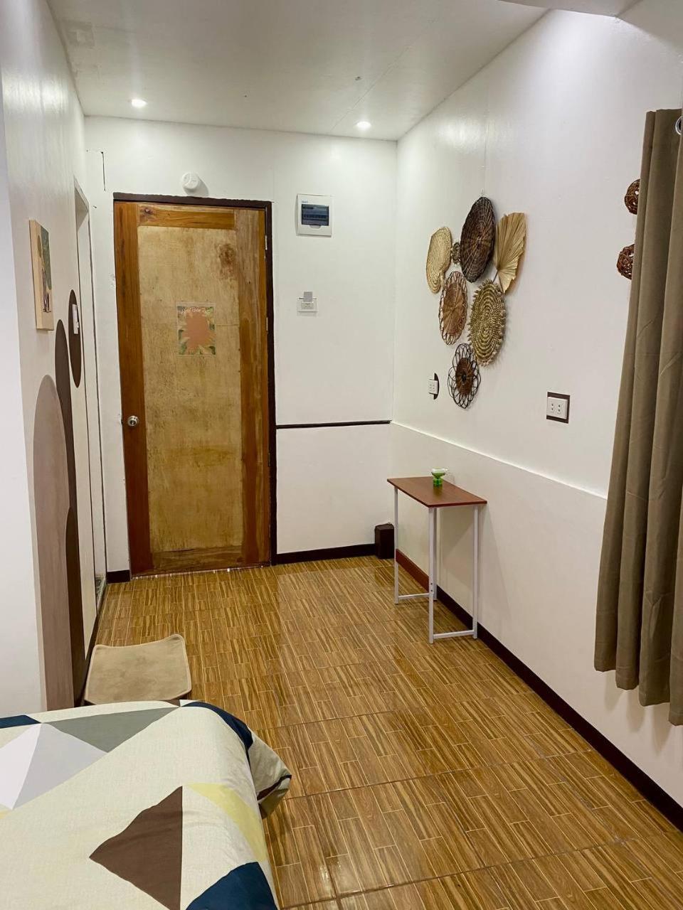 Moalboal Panagsama Beach Topbudz Hostel 몰볼 외부 사진