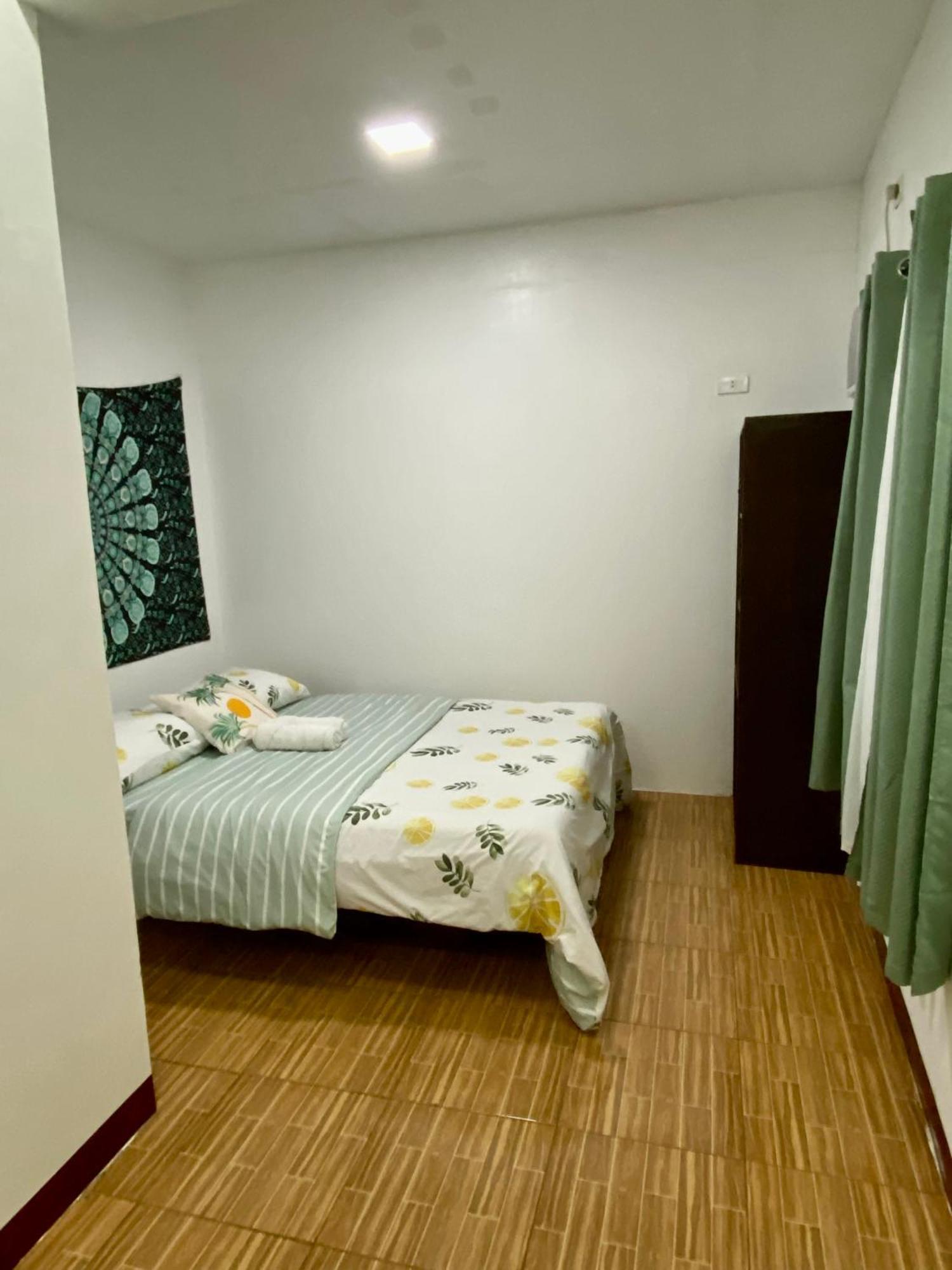 Moalboal Panagsama Beach Topbudz Hostel 몰볼 외부 사진