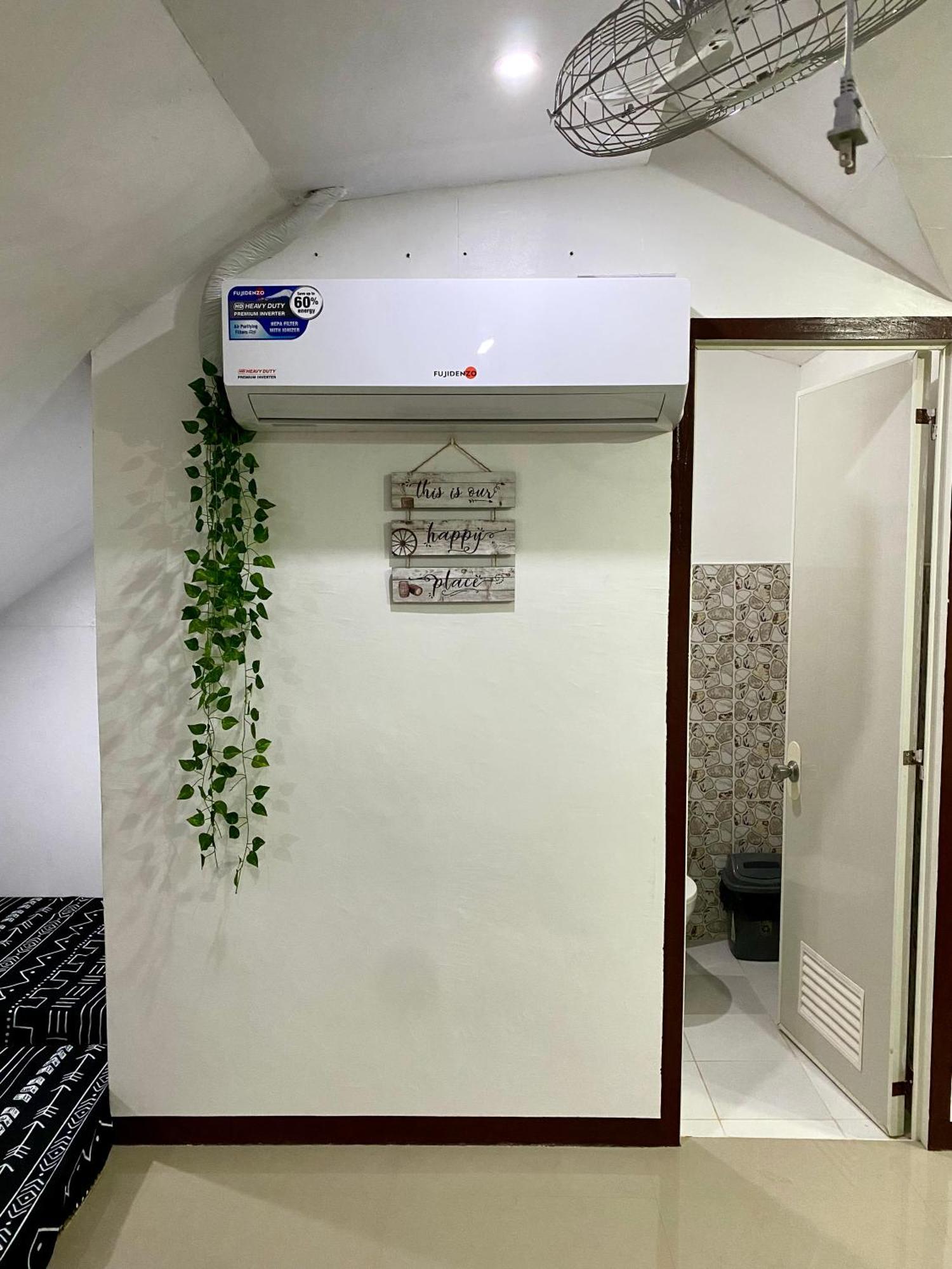 Moalboal Panagsama Beach Topbudz Hostel 몰볼 외부 사진